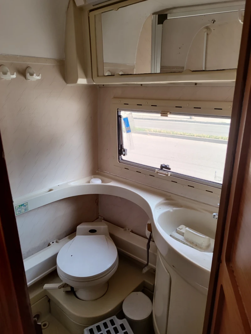 Кемпер Fiat Дукато 2.5 дизел, снимка 14 - Каравани и кемпери - 52223813