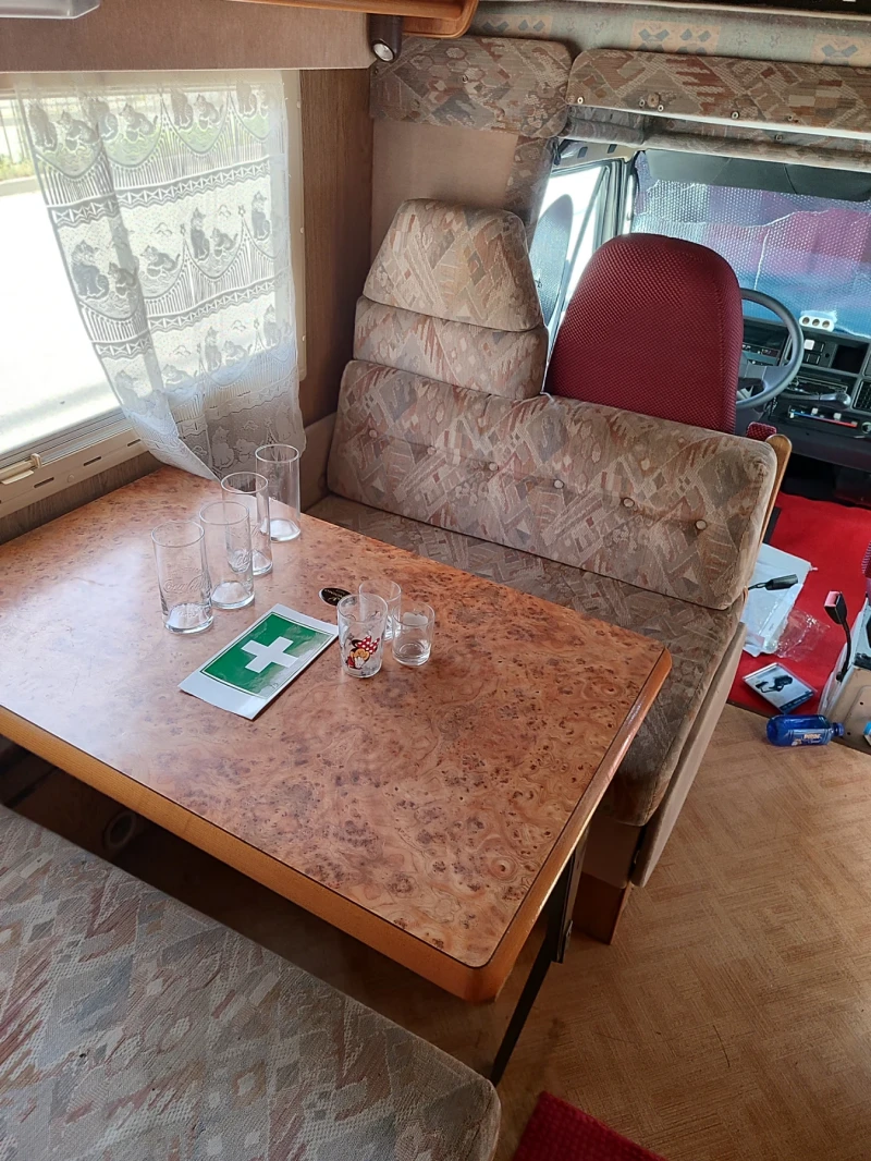 Кемпер Fiat Дукато 2.5 дизел, снимка 4 - Каравани и кемпери - 52223813