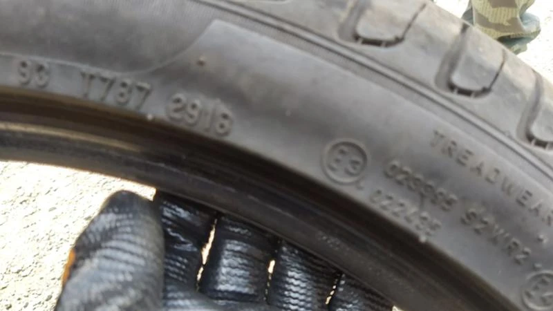 Гуми Летни 245/40R19, снимка 10 - Гуми и джанти - 29274788