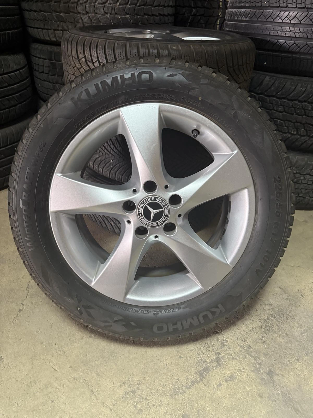   225/55R17  Mercedes-Benz V 300 | Mobile.bg   1