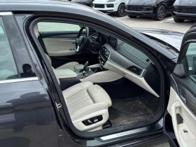 BMW 530 530i xDrive  CARFAX, снимка 10