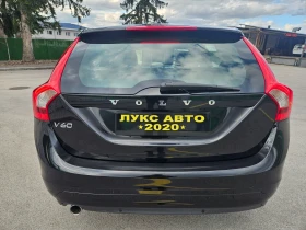 Volvo V60 2.0 119хил км ПЕРФЕКТНО , снимка 5
