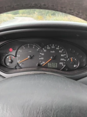 Ford Focus 1.8 TDDI, снимка 3