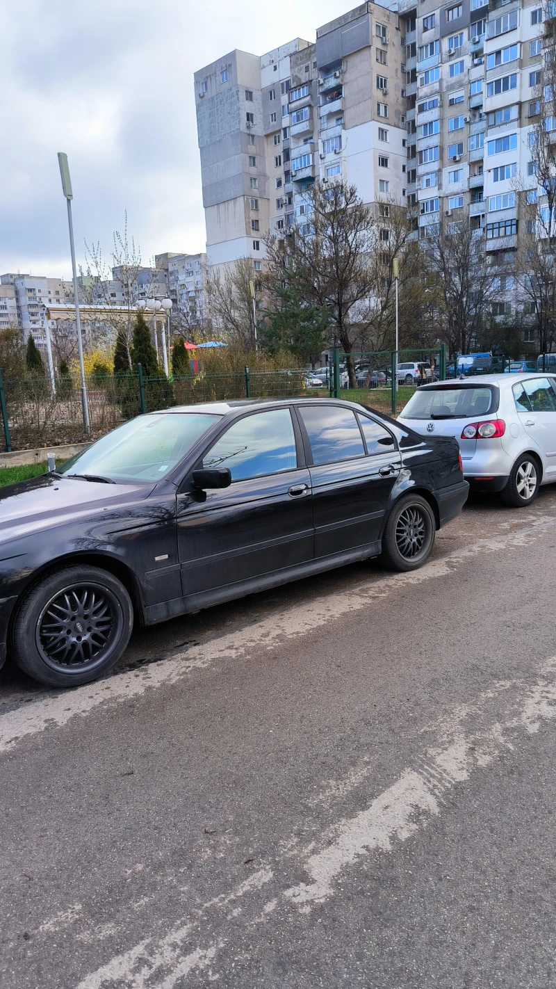 BMW 520, снимка 2 - Автомобили и джипове - 48390594