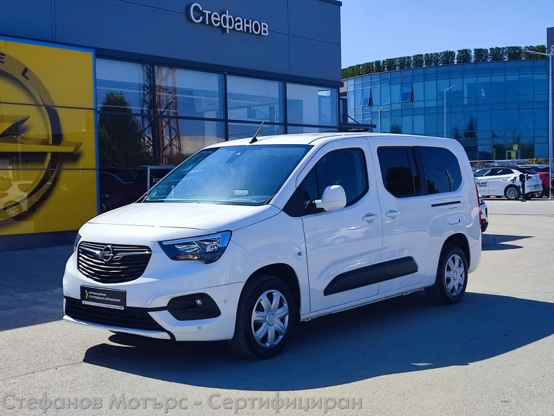 Opel Combo Life 4 1 XL Edition 1.5 Diesel (130HP) MT6, снимка 1 - Автомобили и джипове - 45235856