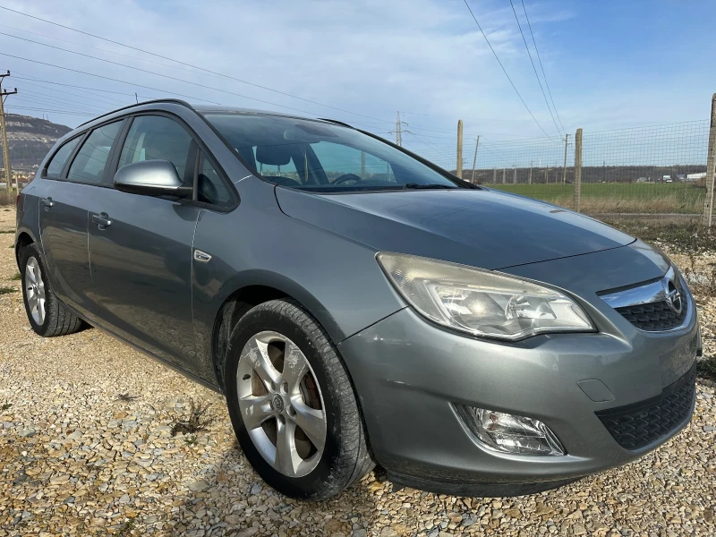 Opel Astra 1.7 CDTI 2 ключа, снимка 2 - Автомобили и джипове - 46920693