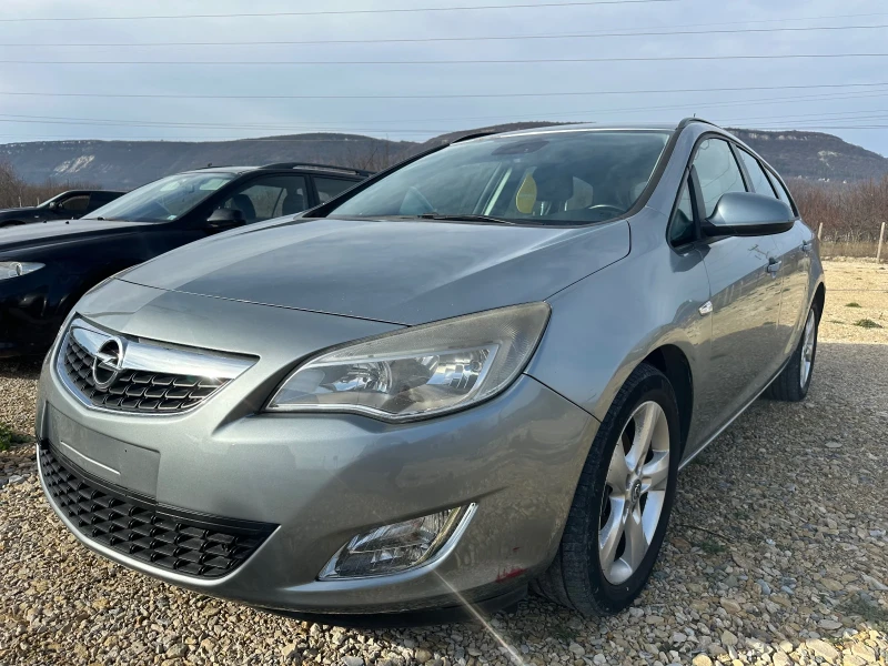 Opel Astra 1.7 CDTI 2 ключа в Автомобили и джипове в гр. Шумен