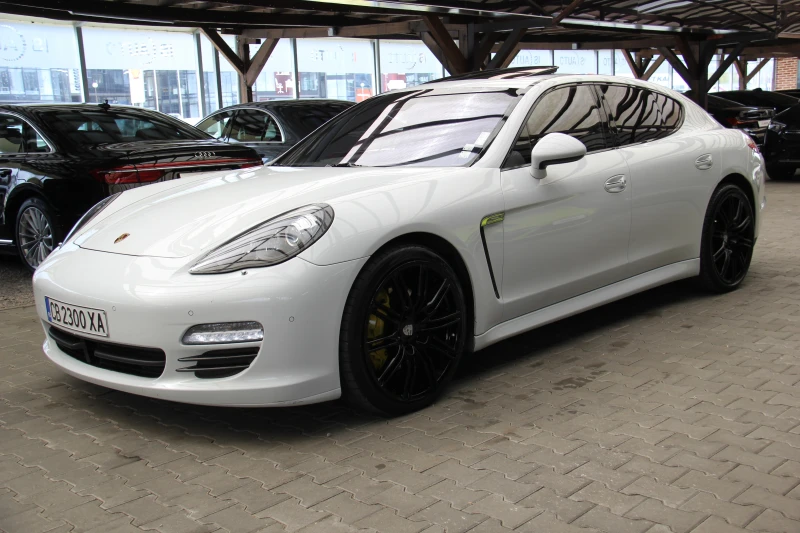 Porsche Panamera 4S/Sport Chrono/Burmester/Обдухване/Алкантар/Шибед, снимка 1 - Автомобили и джипове - 47370099