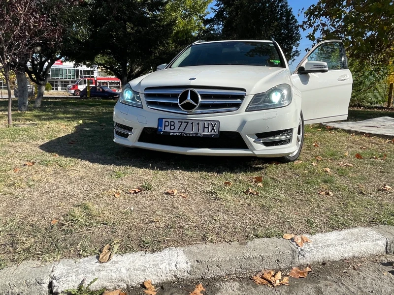 Mercedes-Benz C 250 AMG 4x4, снимка 3 - Автомобили и джипове - 47726006