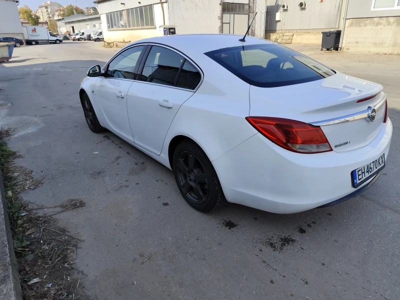 Opel Insignia 1, 8i, снимка 4 - Автомобили и джипове - 47929428