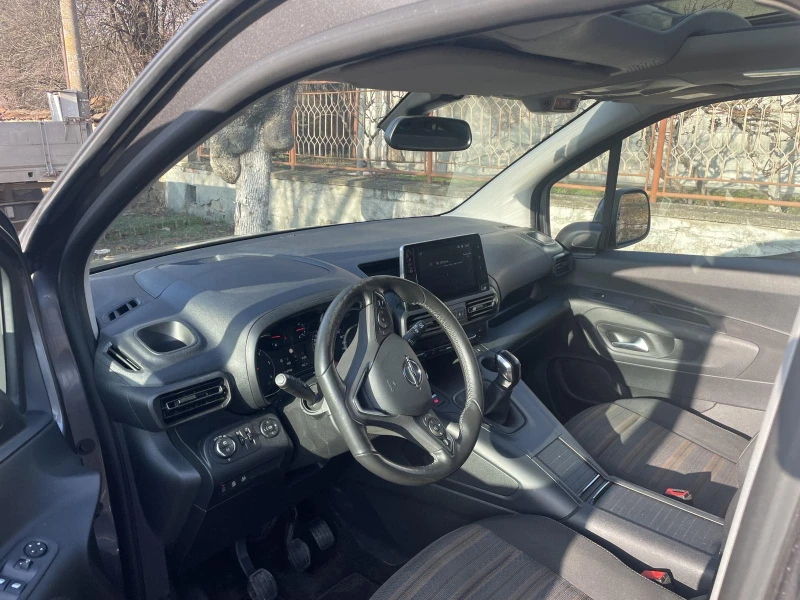 Opel Combo Life, снимка 11 - Автомобили и джипове - 48499014