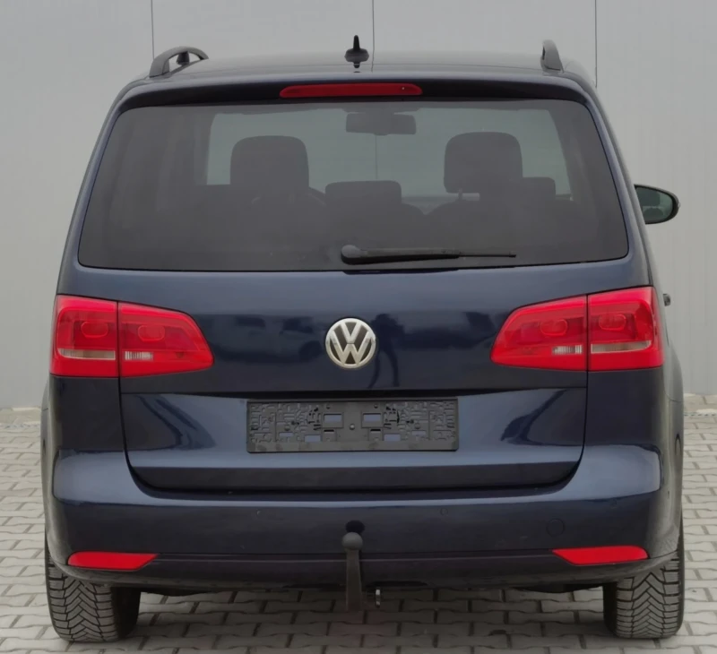 VW Touran 1.6TDI* 105к.с* NAVI* DSG* , снимка 5 - Автомобили и джипове - 49236132