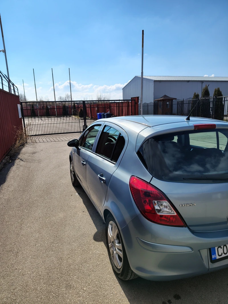 Opel Corsa D, снимка 9 - Автомобили и джипове - 49353912