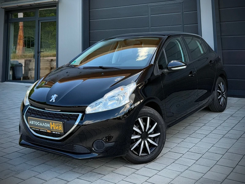 Peugeot 208 1.2i * NAVI* Сервизна История* 