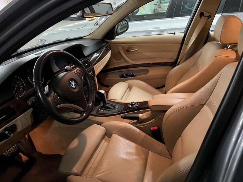 BMW 330 xDrive, снимка 12 - Автомобили и джипове - 52347123