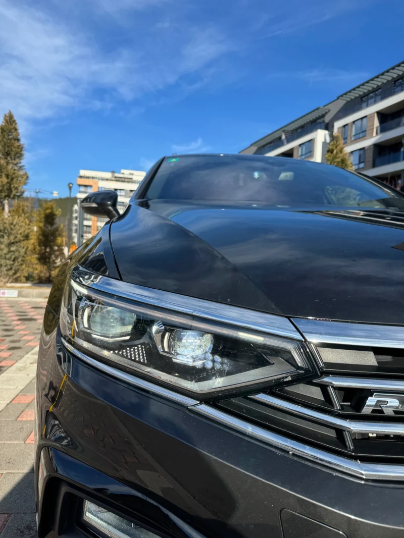 VW Passat R-line, снимка 5 - Автомобили и джипове - 52506346
