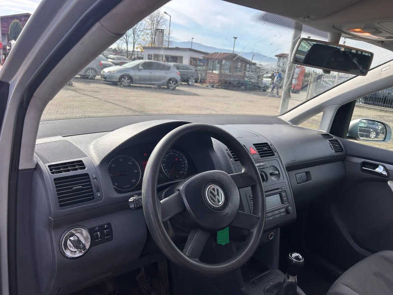 VW Touran 1.9TDI EURO 4, снимка 11 - Автомобили и джипове - 52390669