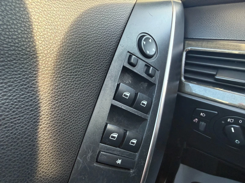 BMW 530 3.0d/М-pack, снимка 15 - Автомобили и джипове - 52707635