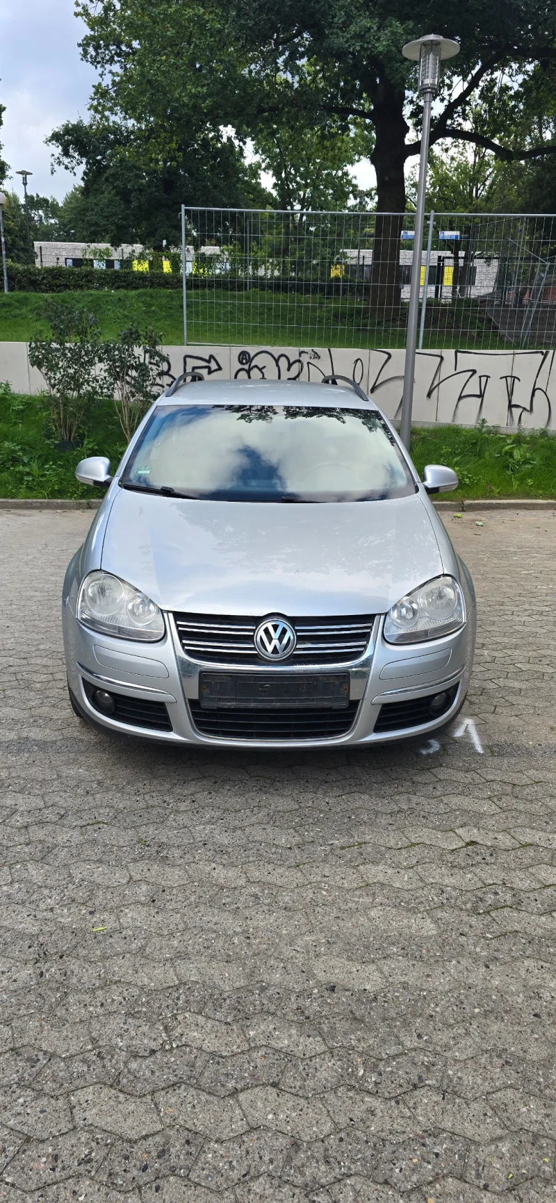 VW Golf 1.9, снимка 2 - Автомобили и джипове - 52887904