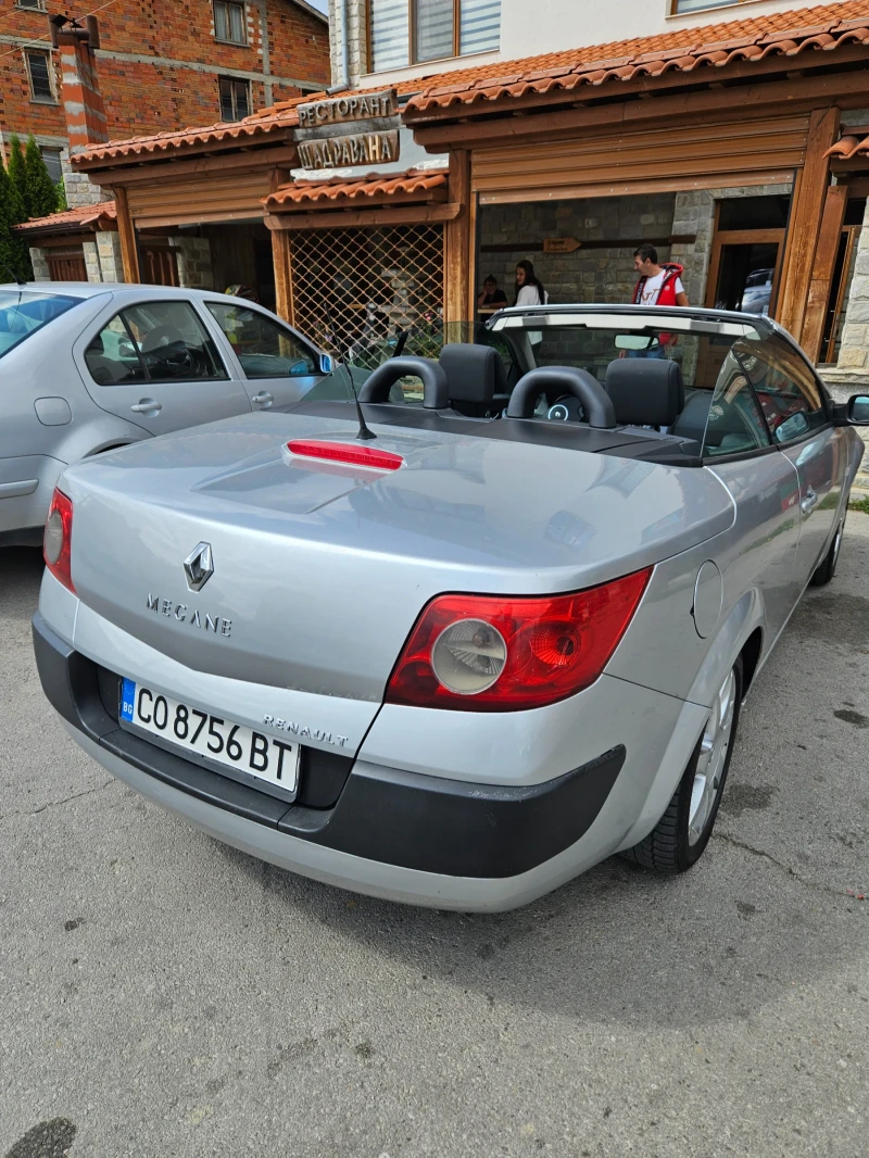 Renault Megane, снимка 8 - Автомобили и джипове - 52894191