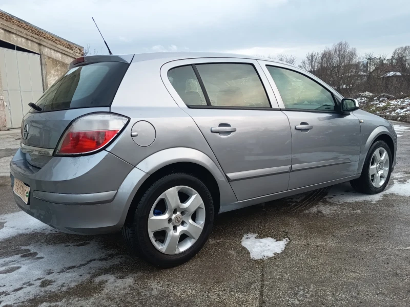 Opel Astra 1.6 I 105hp УНИКАТ, снимка 7 - Автомобили и джипове - 53183084