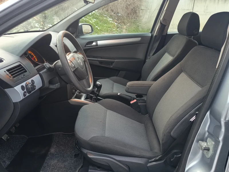 Opel Astra 1.6 I 105hp УНИКАТ, снимка 10 - Автомобили и джипове - 53183084