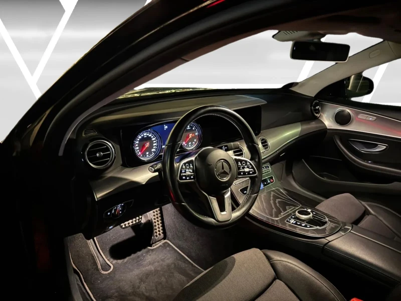 Mercedes-Benz E 350 ОЧАКВАН ВНОС Мercedes AMG Line* ASSISTANCE* 120000, снимка 8 - Автомобили и джипове - 53445403