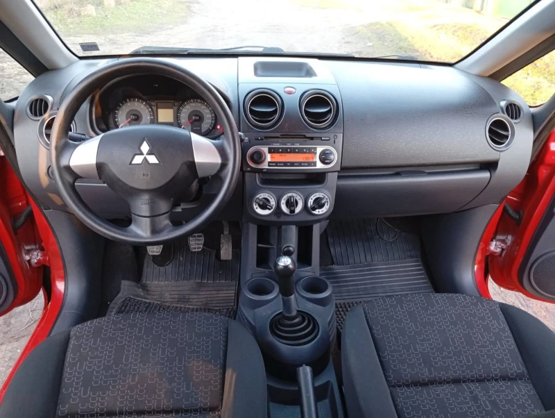 Mitsubishi Colt 1.1i, снимка 11 - Автомобили и джипове - 53527530