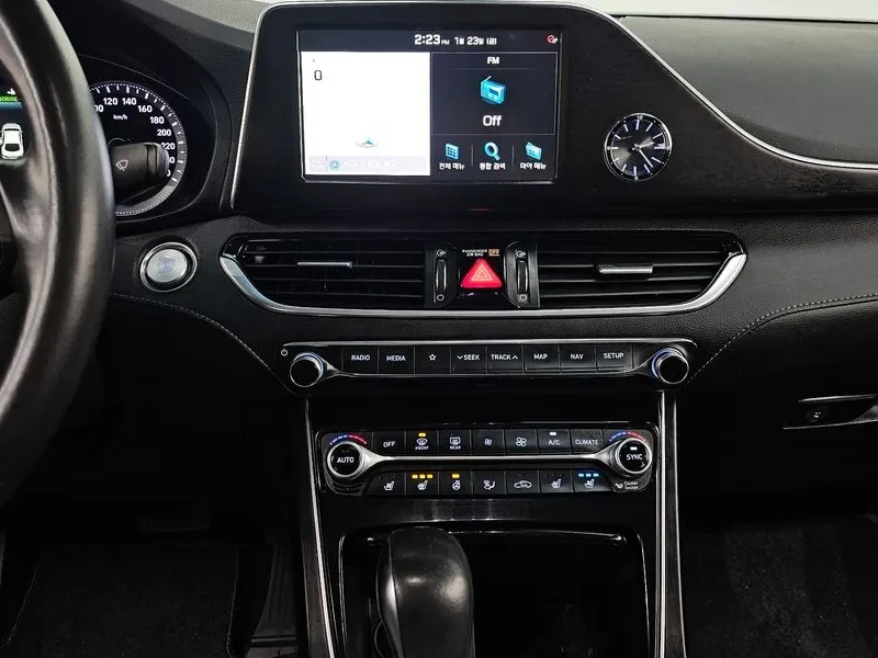 Hyundai Grandeur 3.0 Exclusive Special, снимка 15 - Автомобили и джипове - 53338202