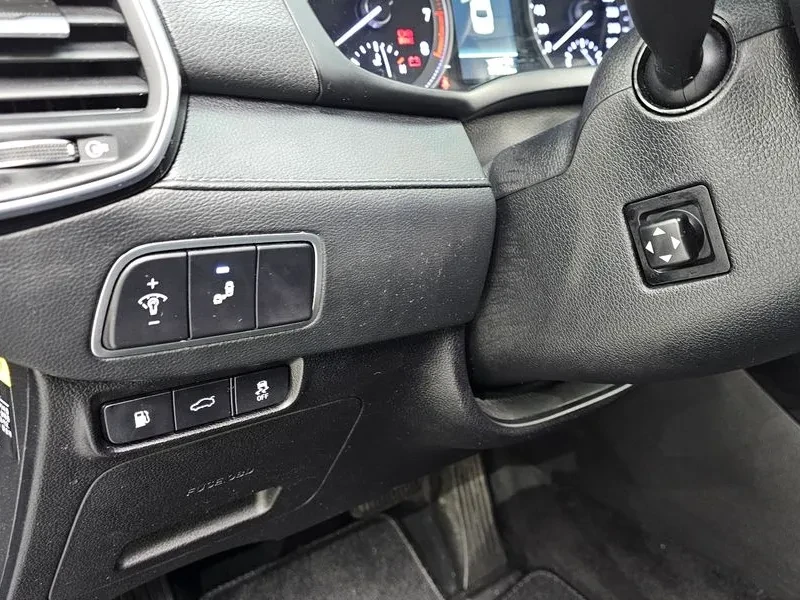 Hyundai Grandeur 3.0 Exclusive Special, снимка 13 - Автомобили и джипове - 53338202