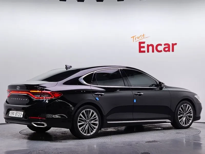 Hyundai Grandeur 3.0 Exclusive Special - изображение 2