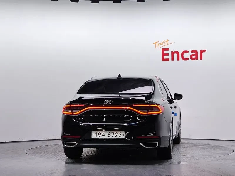 Hyundai Grandeur 3.0 Exclusive Special - изображение 4