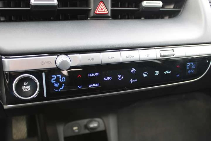 Hyundai Ioniq 5 Preferred Long Range No Accident Clean Carfax, снимка 12 - Автомобили и джипове - 53525655