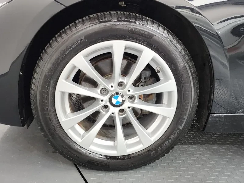 BMW 320, снимка 5 - Автомобили и джипове - 54957718