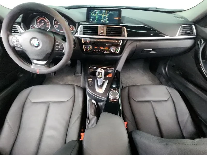 BMW 320, снимка 7 - Автомобили и джипове - 54957718