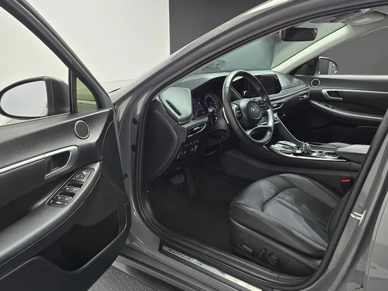 Hyundai Sonata  2.0 PREMIUM, снимка 10 - Автомобили и джипове - 55087583
