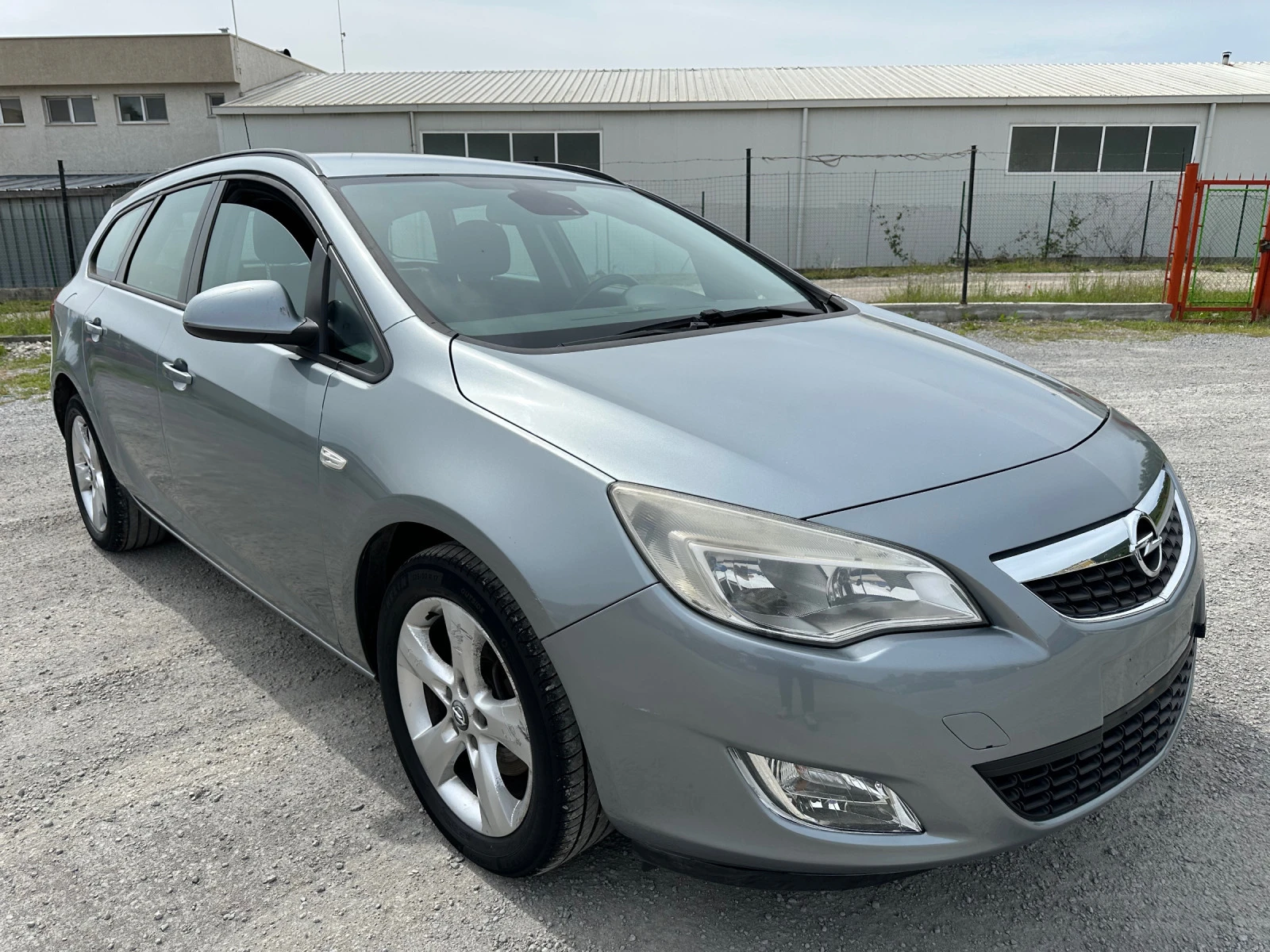 Opel Astra 1.7 CDTI 2 ключа - изображение 2