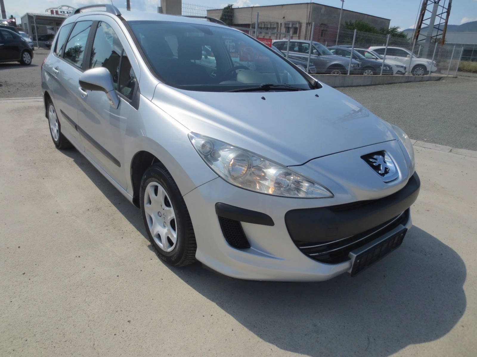 Peugeot 308 1.6 HDI  - изображение 3