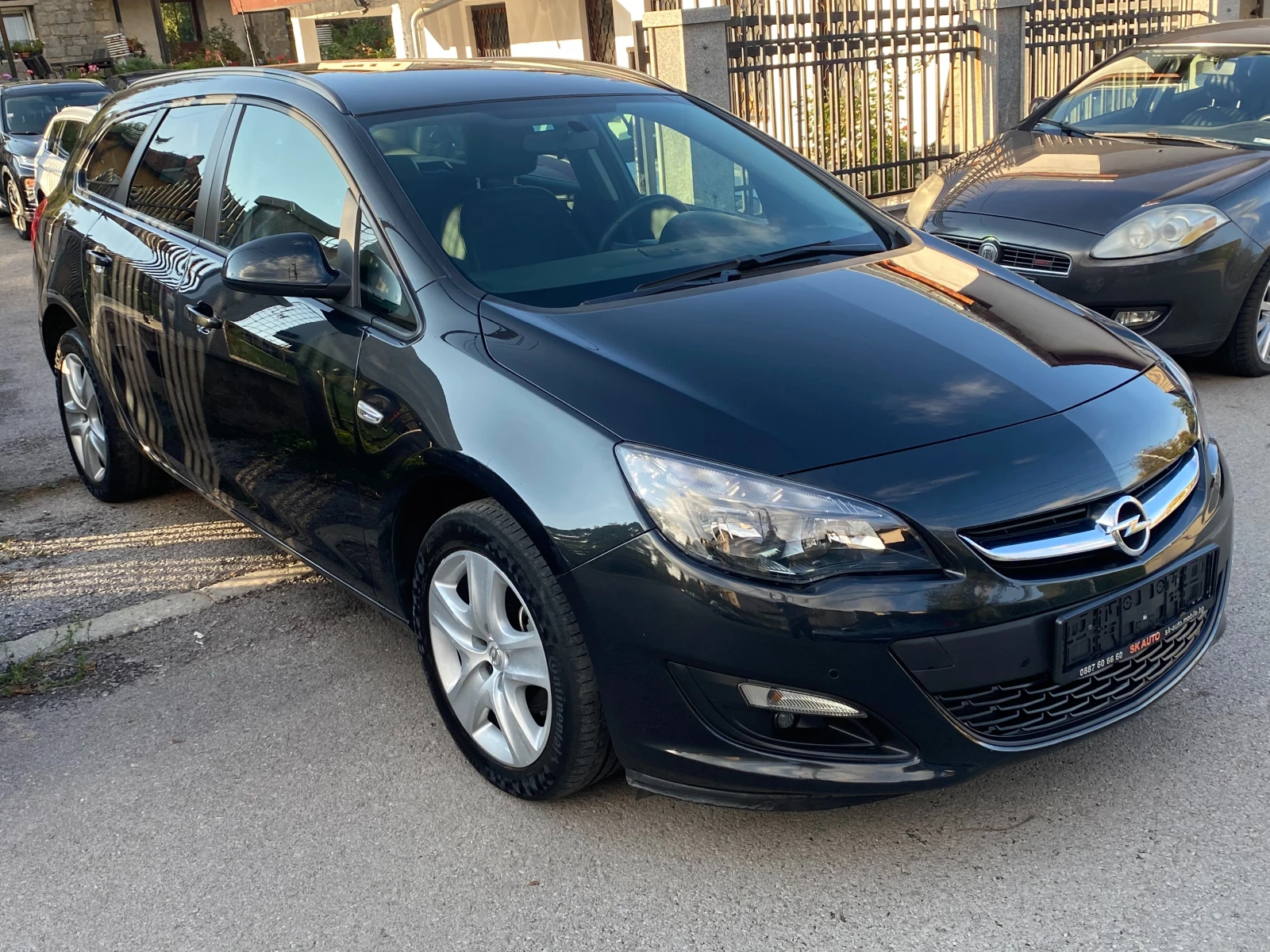 Opel Astra 1.7CDTI-FACE-NAVI-150000km!!!COSMO-LED-2014-EURO5B - изображение 3