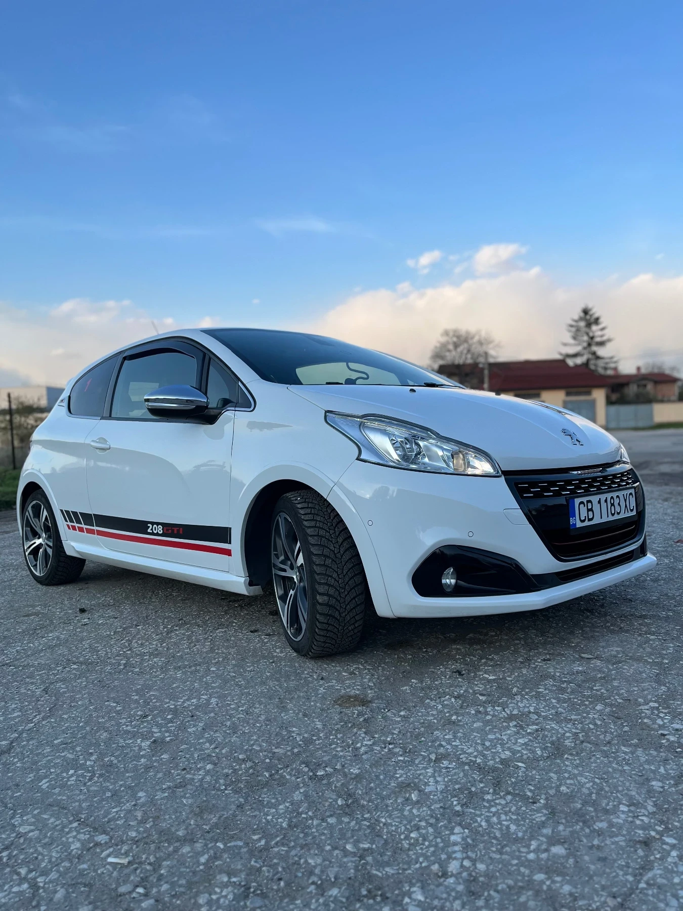 Peugeot 208 GTI - изображение 5
