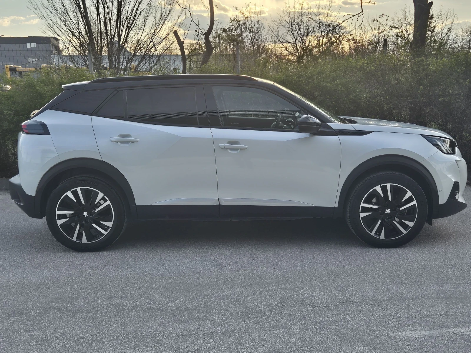 Peugeot 2008 GT line 52kw/h - изображение 4
