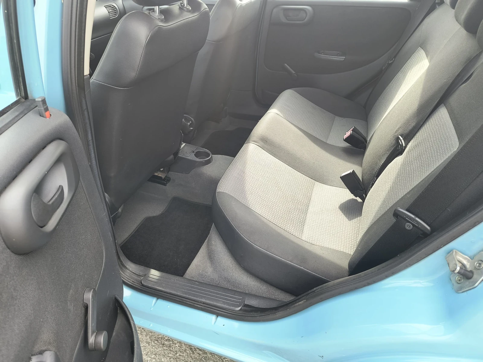 Opel Corsa  - изображение 7