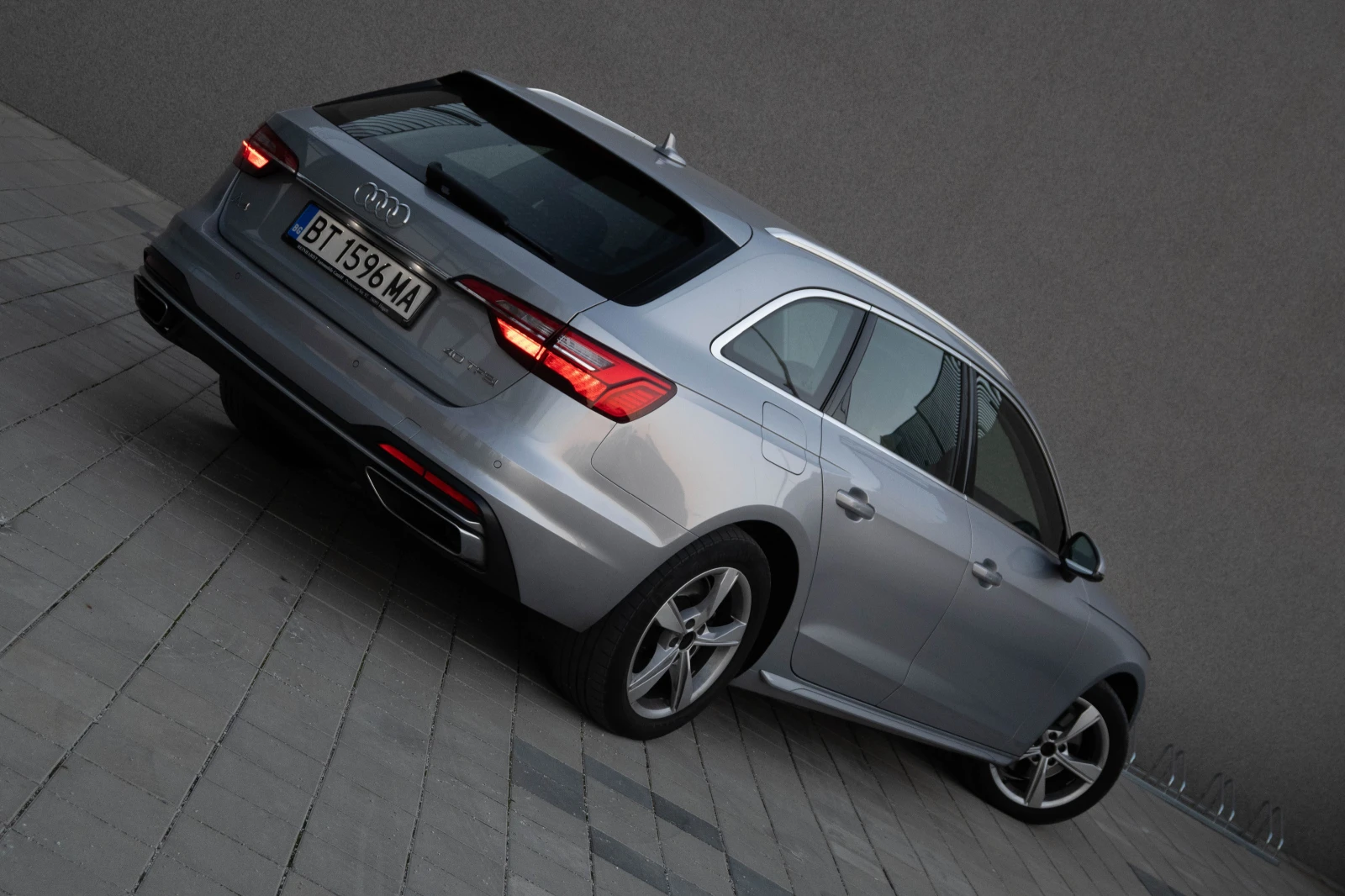 Audi A4  - изображение 7