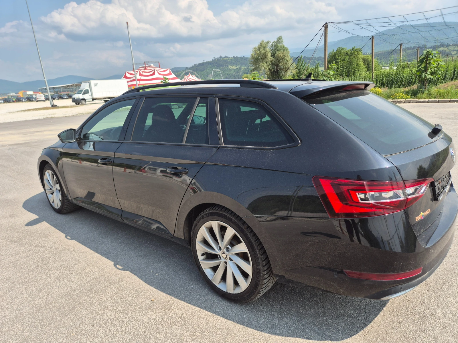 Skoda Superb 2.0 - изображение 5