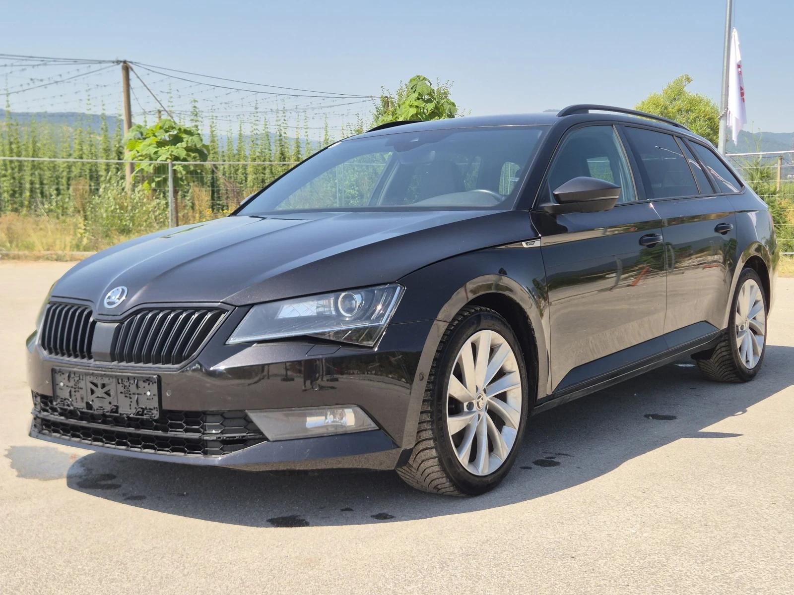 Skoda Superb 2.0 - изображение 3