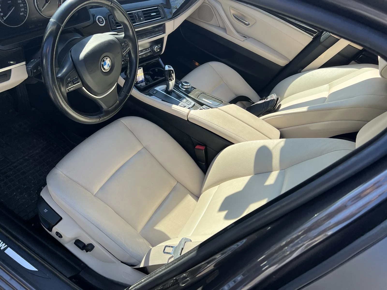 BMW 523  - изображение 10