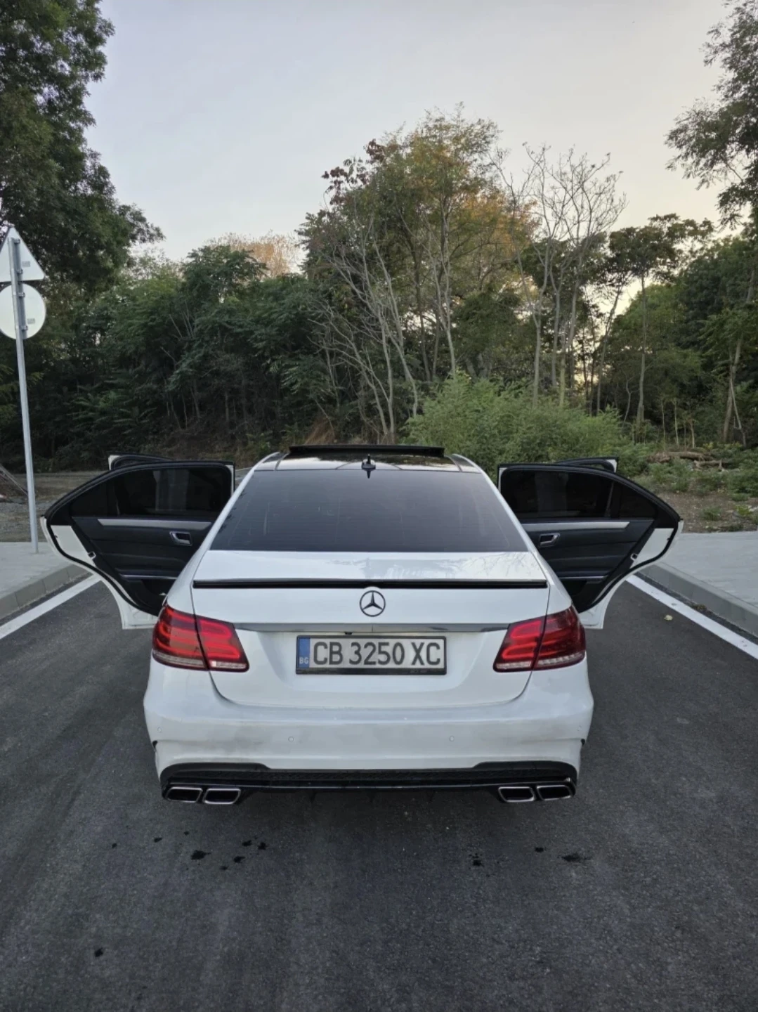 Mercedes-Benz E 350  - изображение 3