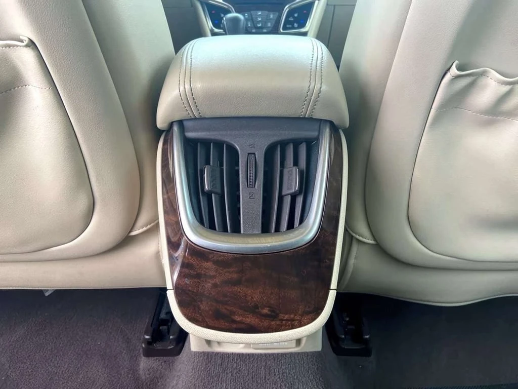 Buick Lacrosse * Premium * CARFAX * ���� �� �� | Mobile.bg � ����������� 13