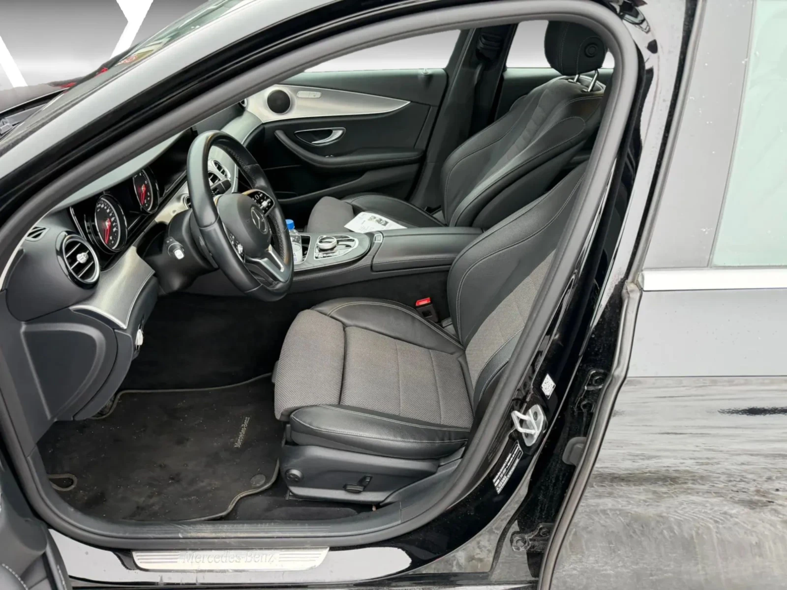 Mercedes-Benz E 350 ОЧАКВАН ВНОС Мercedes AMG Line* ASSISTANCE* 120000 - изображение 6