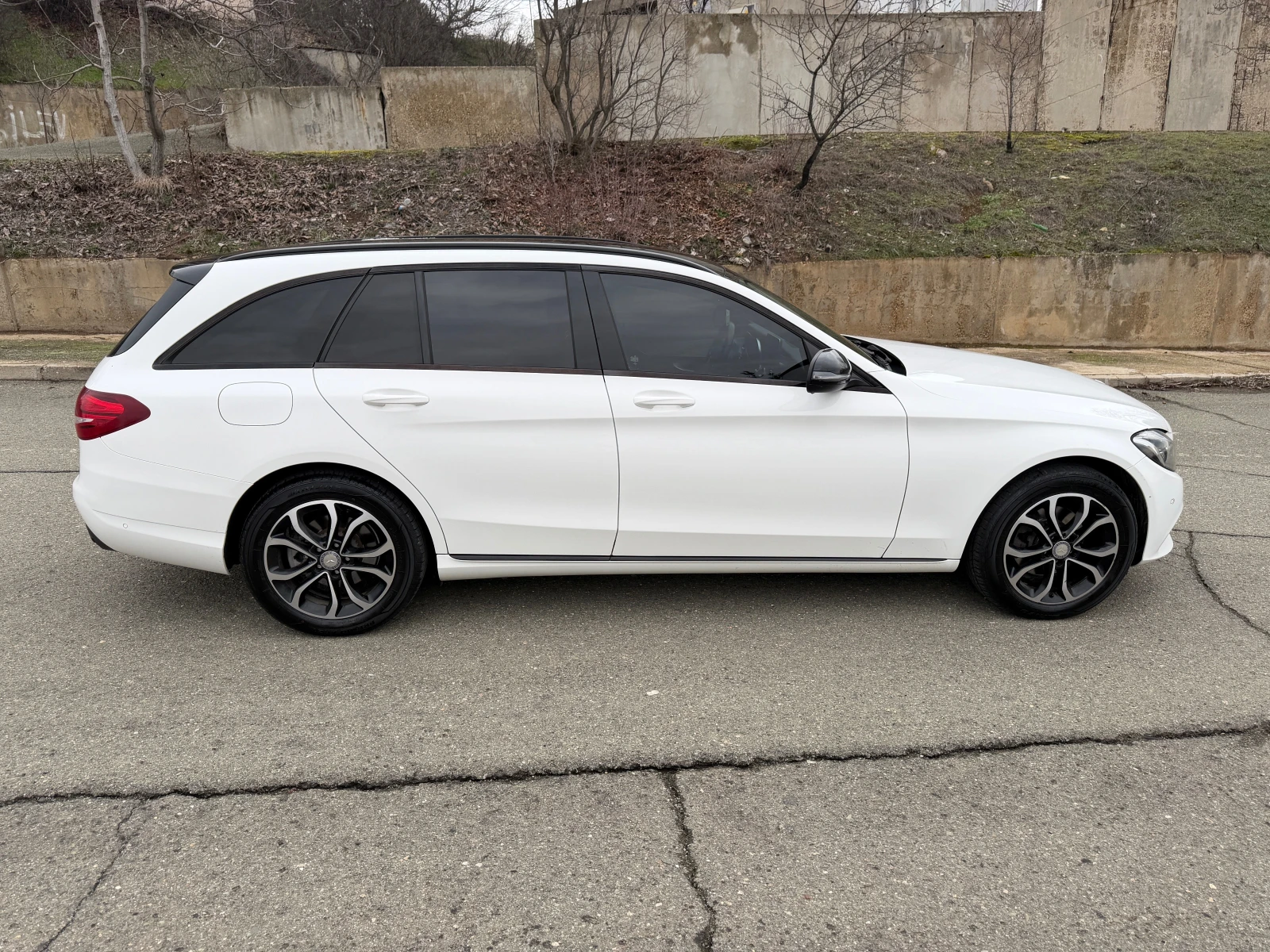 Mercedes-Benz C 220 4х4 AIR MATIC 170 ks - изображение 5